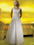 Discount Bridalane Wedding Gown Style 554